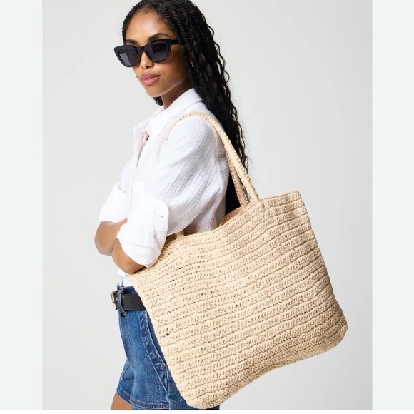 Burberry Straw Crochet Tote Bag in Beige - Picture 4 of 5